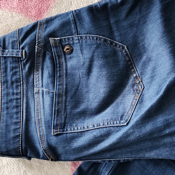 DEMOCRACY Jeans - Picture 11 of 13